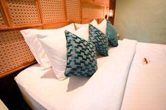 Fourteen Roses Boutique Hotel Legian