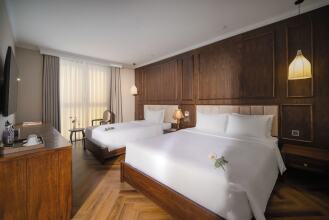Golden Lotus Luxury Hotel Danang