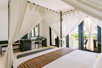 Legong Keraton Beach Hotel