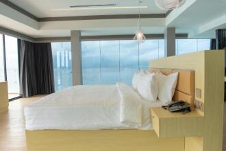 Swarn By Hawks Hotels (Ex. Clarks Exotica Kamadhoo Maldives)