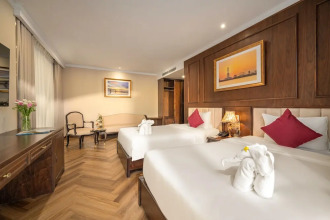 Golden Lotus Luxury Hotel Danang