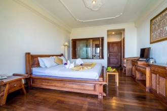 Lakeview Hotel & Restaurant