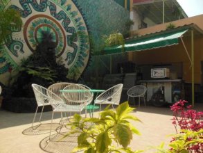 Hostel Oasis Centro by oyo rooms