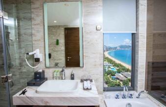 Queen Ann Hotel Nha Trang