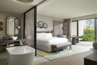 Crowne Plaza Phu Quoc Starbay