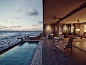 Patina Maldives, Fari Islands