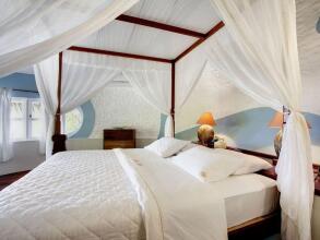 Nika Island Resort & Spa, Maldives