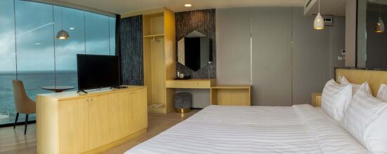 Swarn By Hawks Hotels (Ex. Clarks Exotica Kamadhoo Maldives)