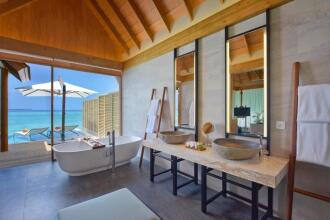 Emerald Faarufushi Resort & Spa