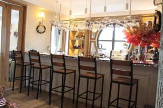 Au Lac Charner Hotel