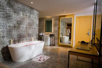 Quinter Central Nha Trang