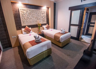 Nugraha Lovina Seaview Resort & Spa