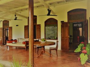 Jh Villa