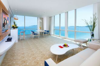 Diamond Bay Hotel Nha Trang