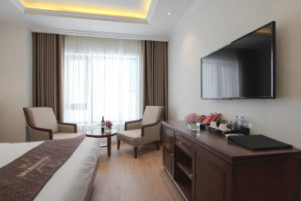 Monarque Hotel Danang