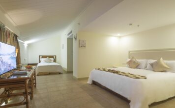 Golden Palm Resort