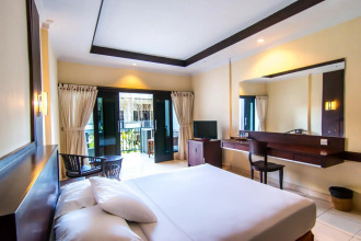 Champlung Mas Hotel, Legian