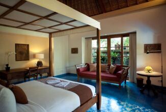 Tandjung Sari Hotel