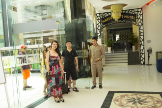 Happy Light Hotel Nha Trang