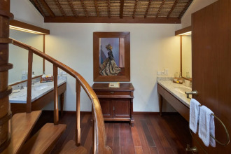 Tandjung Sari Hotel
