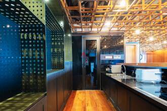 Maple Hotel & Apartment