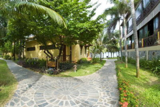 Sandhills Beach Resort & Spa