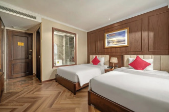 Golden Lotus Luxury Hotel Danang
