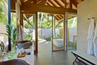 Emerald Faarufushi Resort & Spa