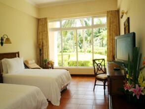 Golden Palm Resort