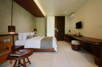 Japa Suites & Villas