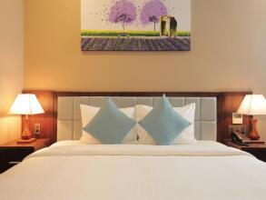 Yarra Ocean Suite Danang