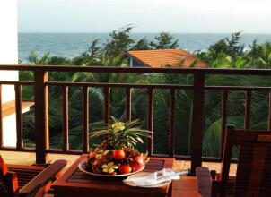 Golden Coast Resort & Spa