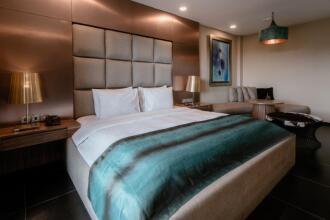 Amaroossa Suite