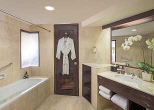 Ramayana Resort & Spa Kuta