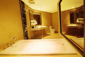 Boton Blue Hotel & Spa Nha Trang