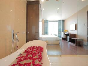 Yarra Ocean Suite Danang