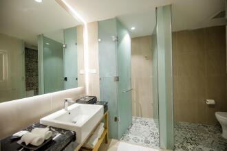 Quinter Central Nha Trang