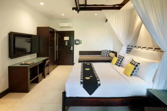 Legian Beach Hotel