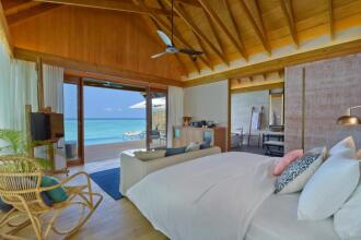 Emerald Faarufushi Resort & Spa