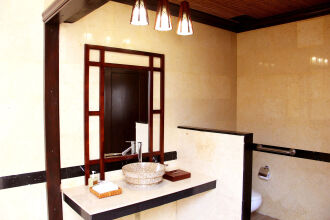 Diamond Bay Resort & Spa Nha Trang