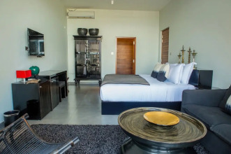 W15 Weligama