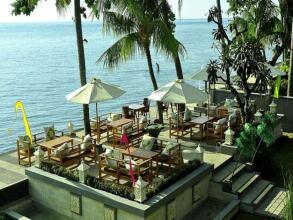 Nugraha Lovina Seaview Resort & Spa