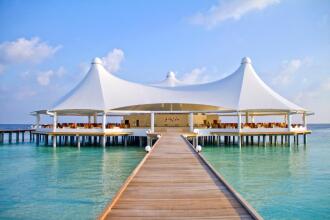 Safari Island Resort & Spa