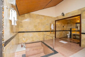 Diamond Bay Resort & Spa Nha Trang