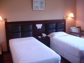 Devon Hotel