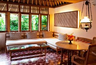Tandjung Sari Hotel