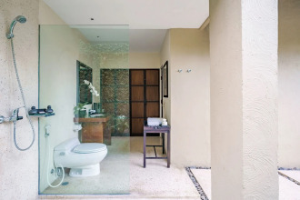 Kayumanis Sanur / Villas & Spa