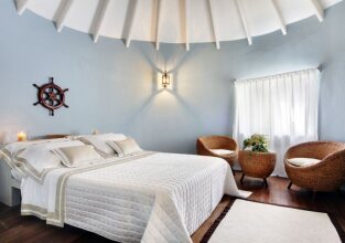 Nika Island Resort & Spa, Maldives