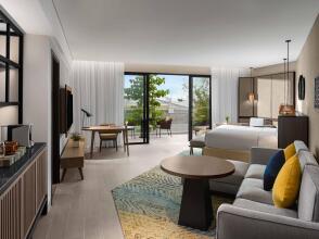 Crowne Plaza Phu Quoc Starbay