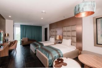 Amaroossa Suite